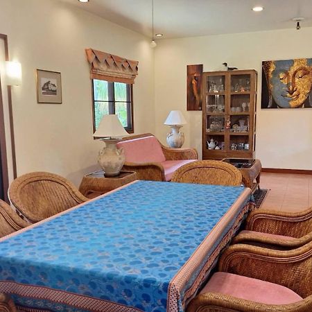Villa Pimlada Nai Harn エクステリア 写真